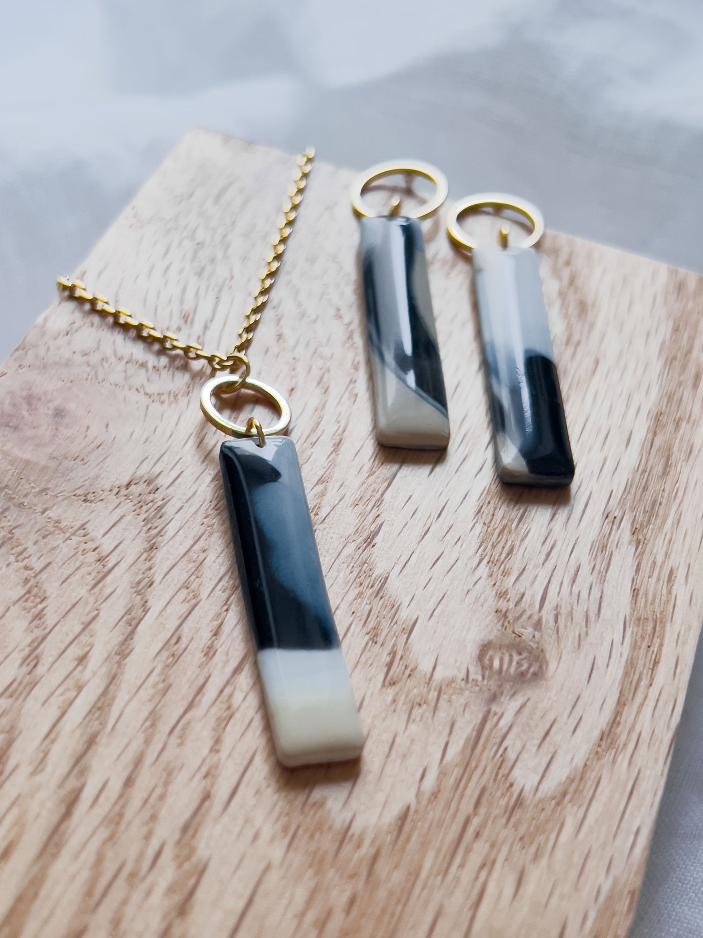 Base Col ✦ ALEA Earrings & Necklace Set