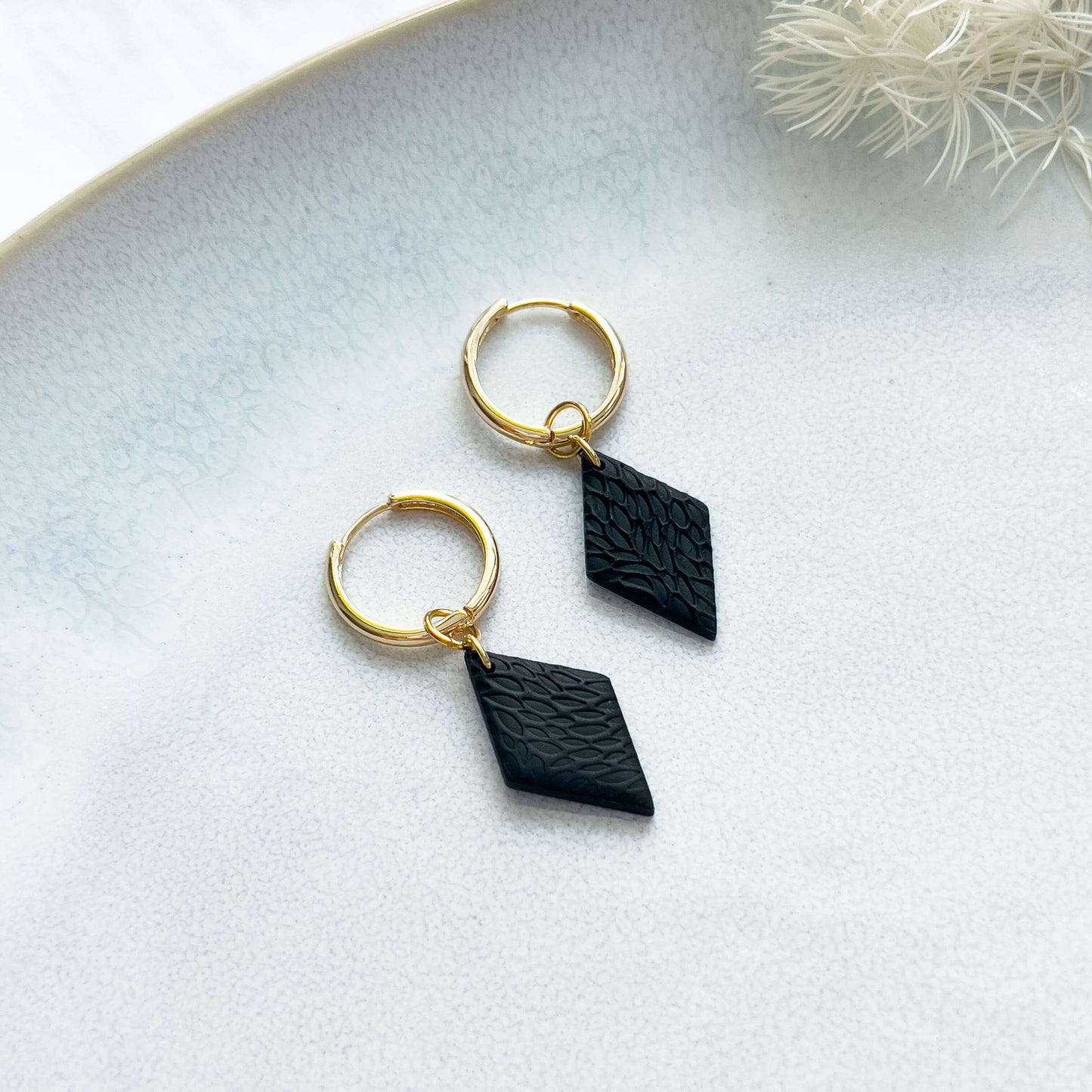 Base Col ✦ LIV Hoop Earrings