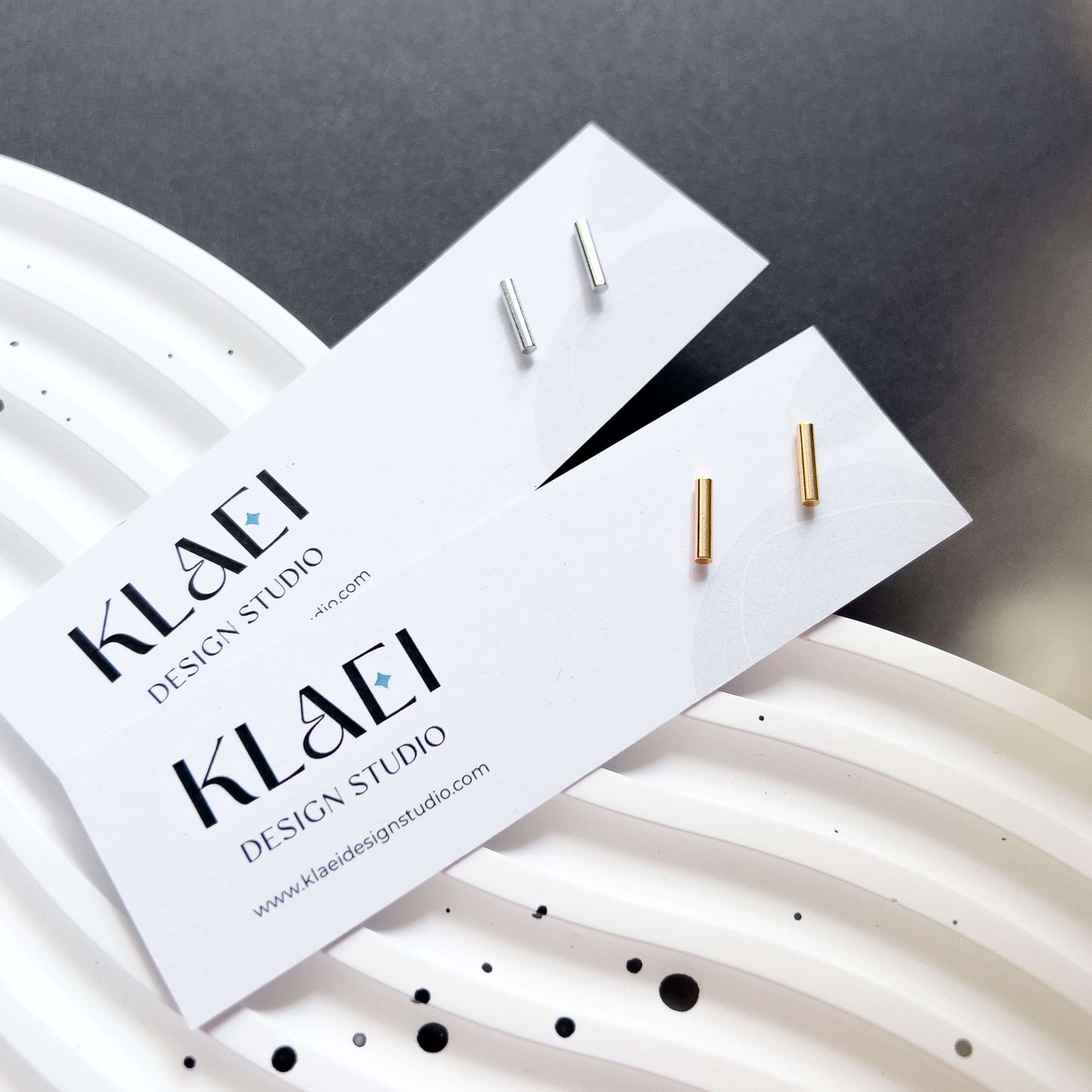 Base Col ✦ BAR Earstuds