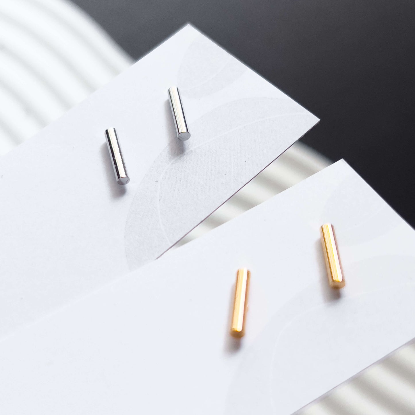 Base Col ✦ BAR Earstuds