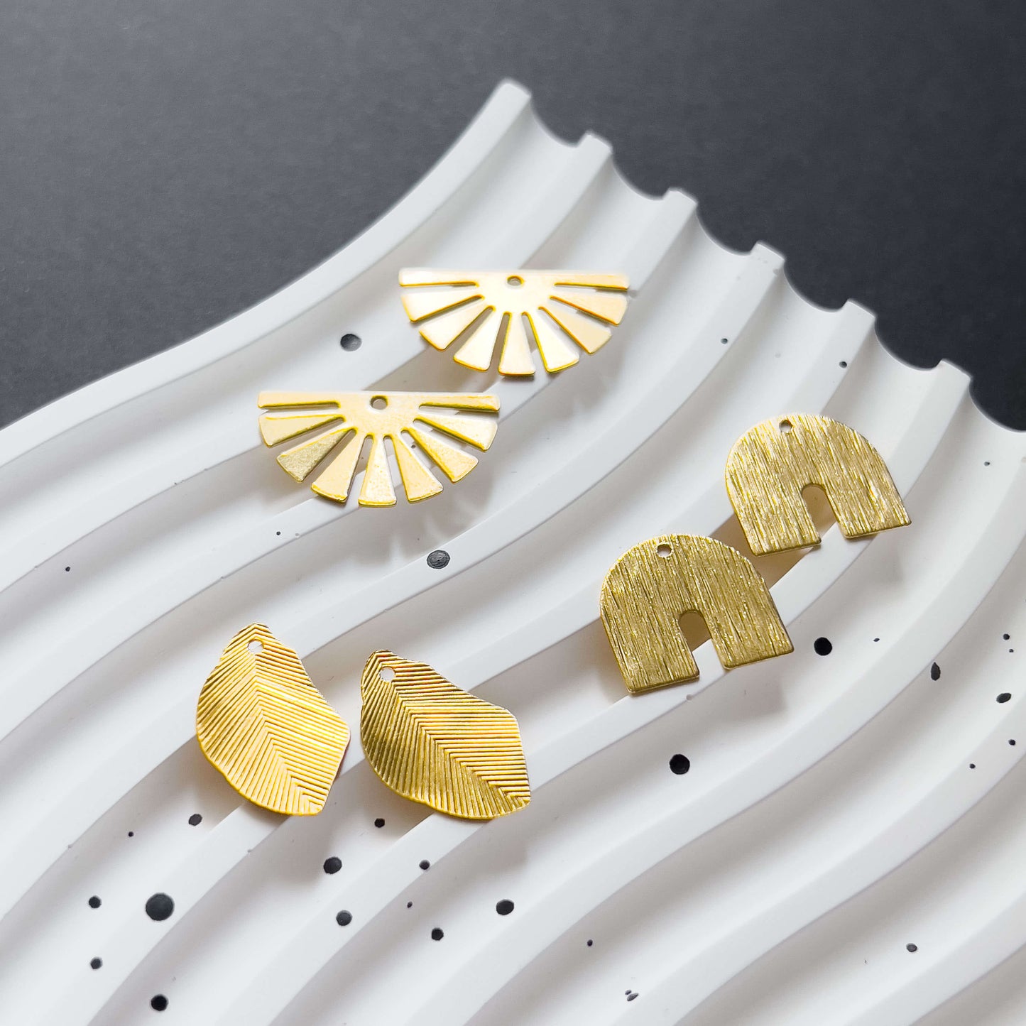 Base Col ✦ MIX&MATCH Brass Pendants