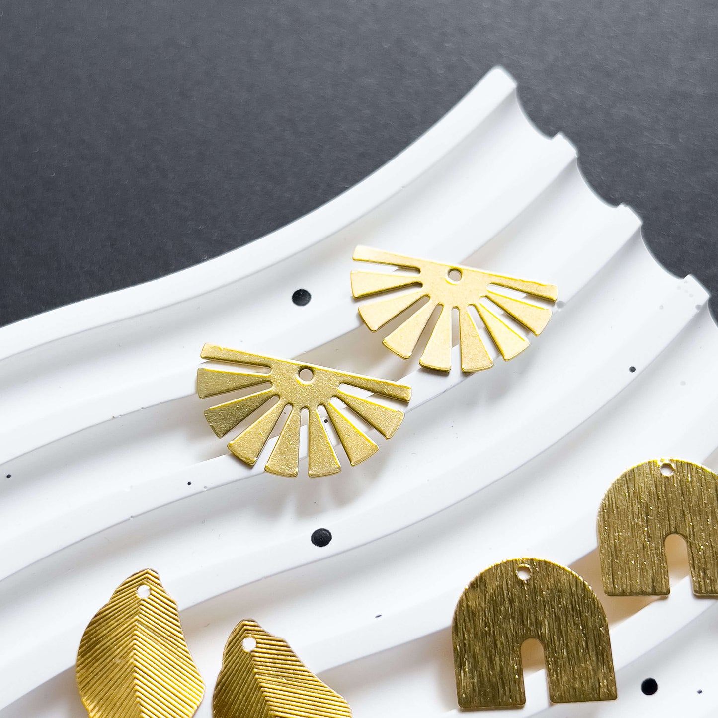 Base Col ✦ MIX&MATCH Brass Pendants