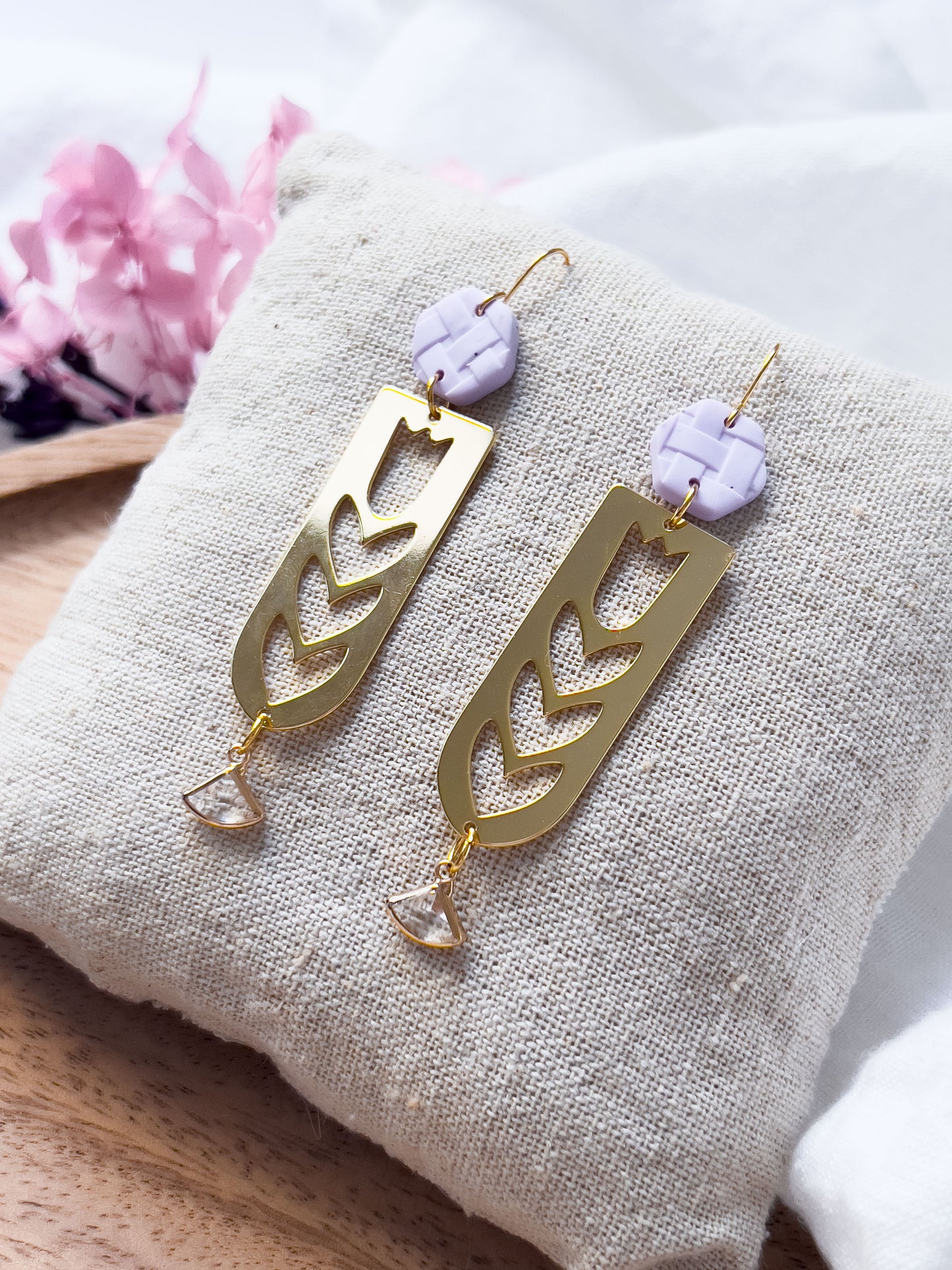 Col J ✦ Große lilac Blumen Ohrringe