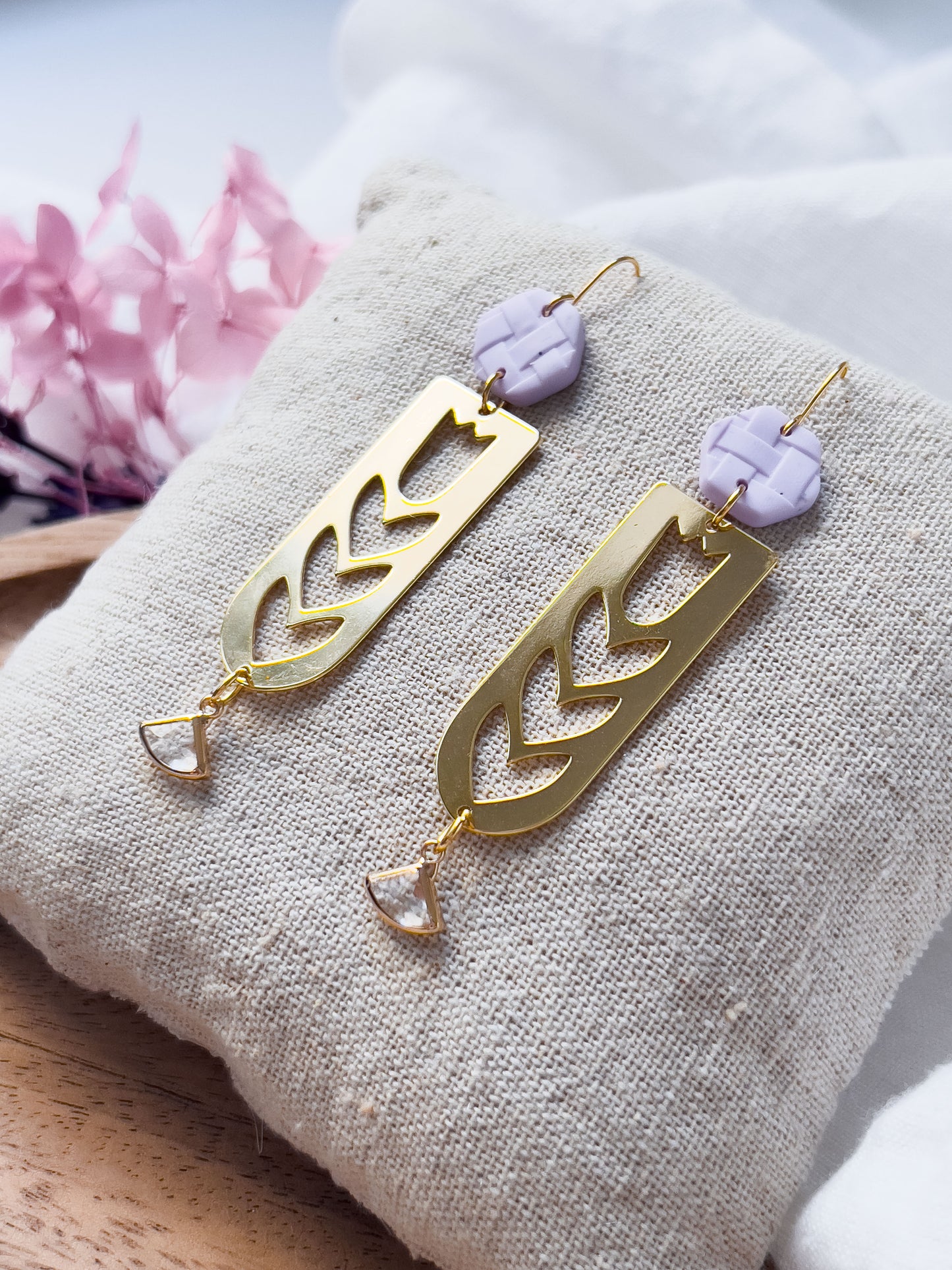 Col J ✦ Große lilac Blumen Ohrringe