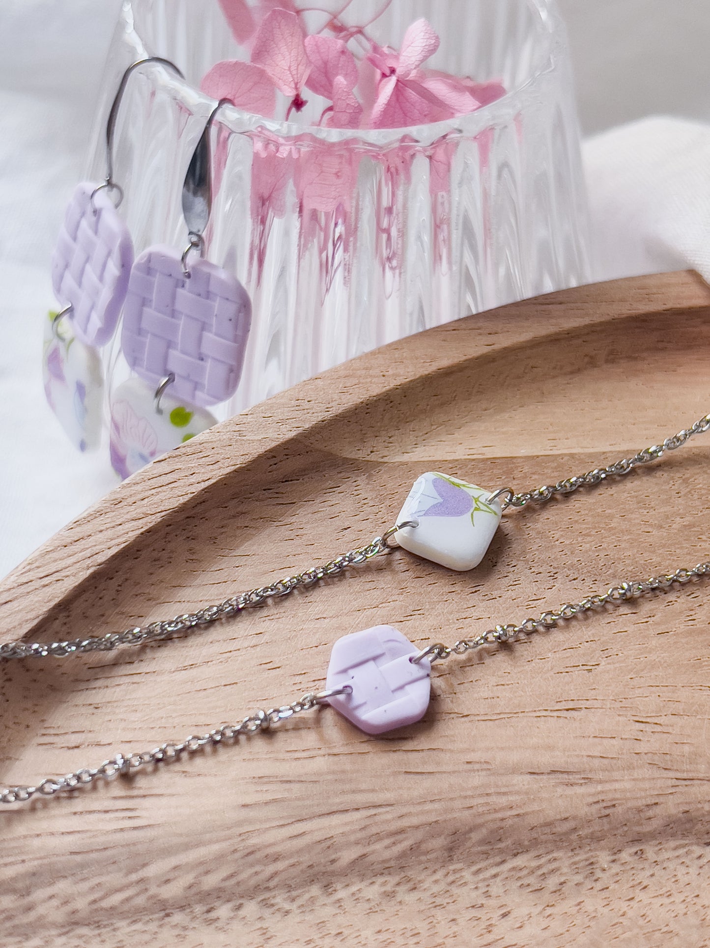 Col J ✦ Lilac Blumen Armbänder