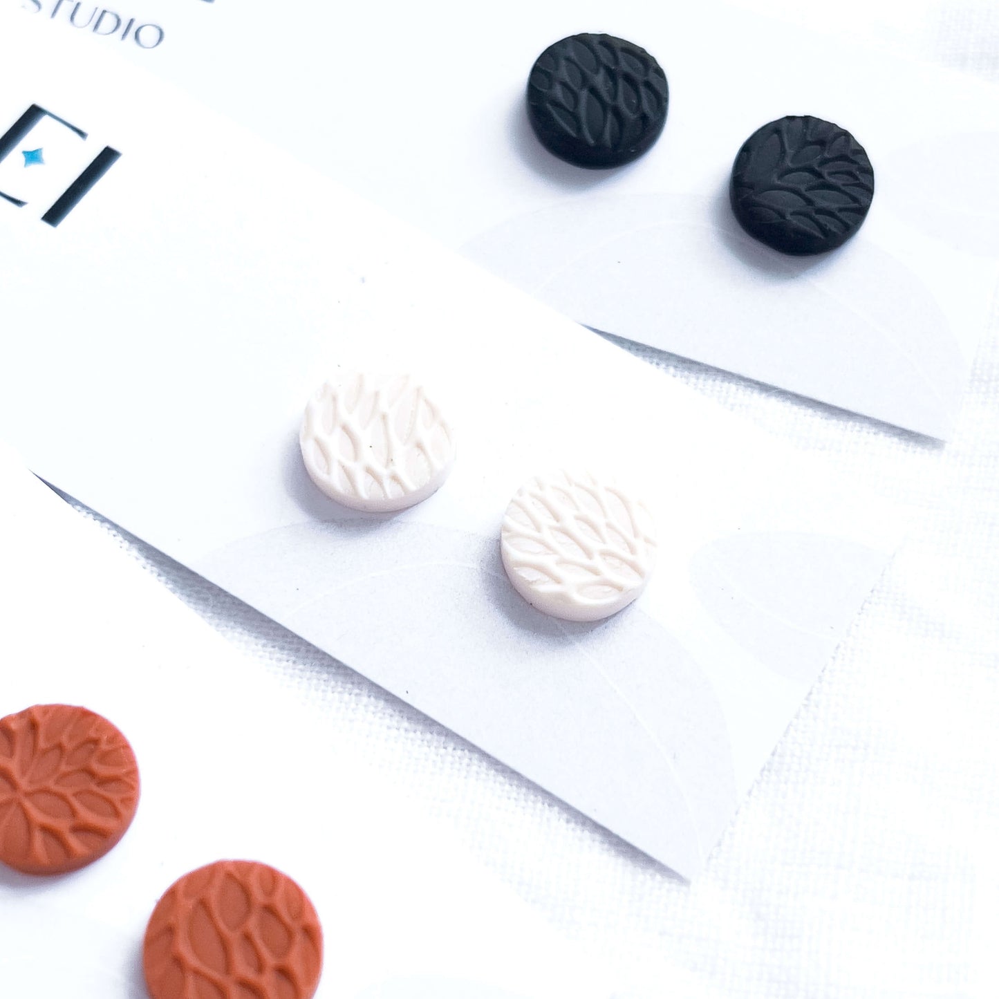 Base Col ✦ ZOË Earstuds