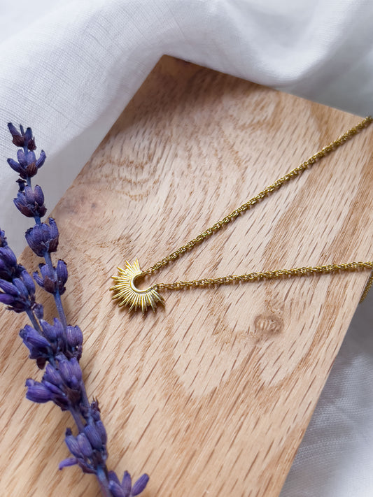 Col J ✦ Sonnen Halskette