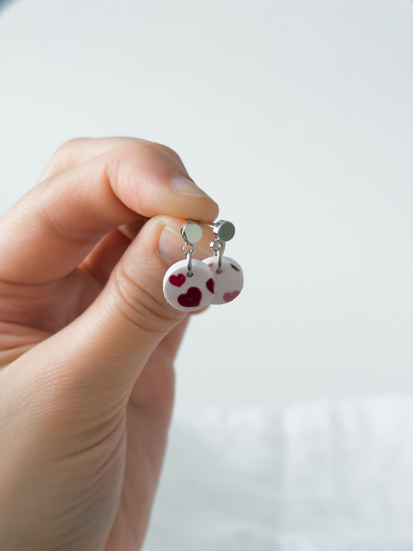 Love Notes Col ✦ Herzi ZOË Ohrringe