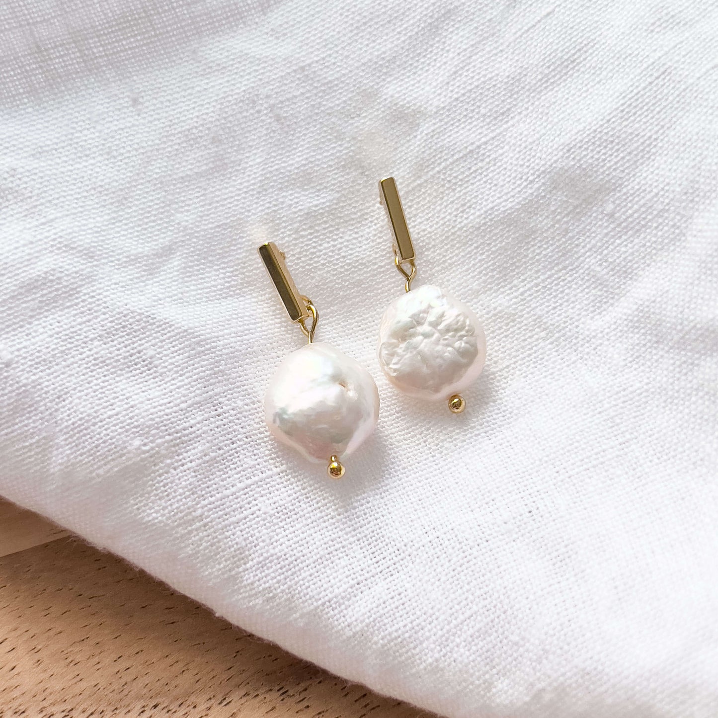 Base Col ✦ COIN Pearl Earrings
