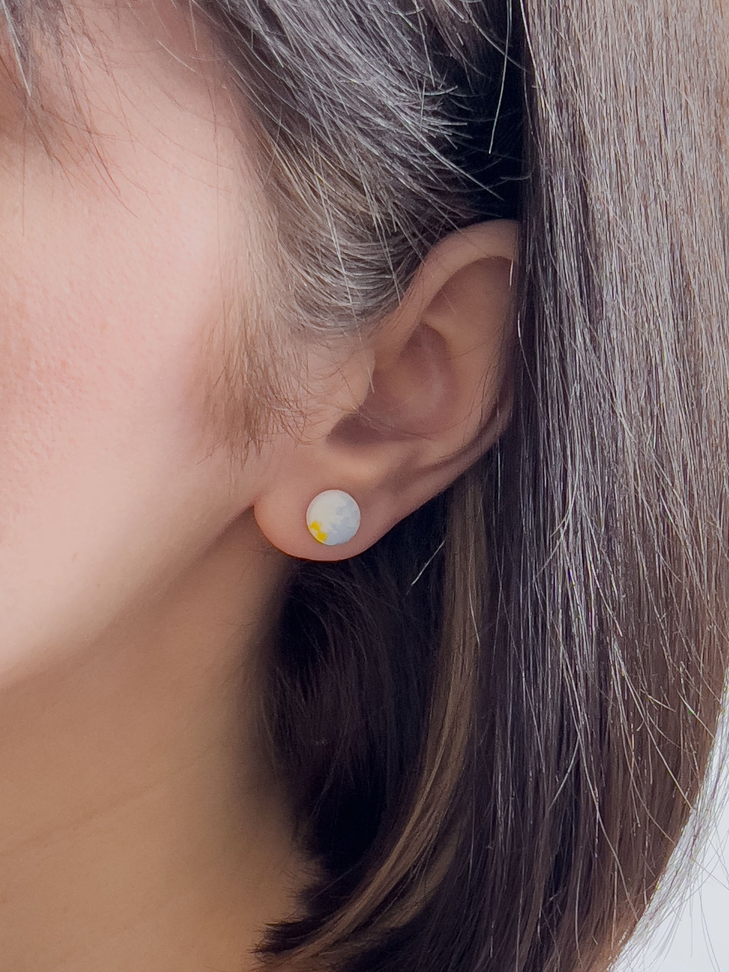 Col J ✦ Pastell-karierte Ohrstecker