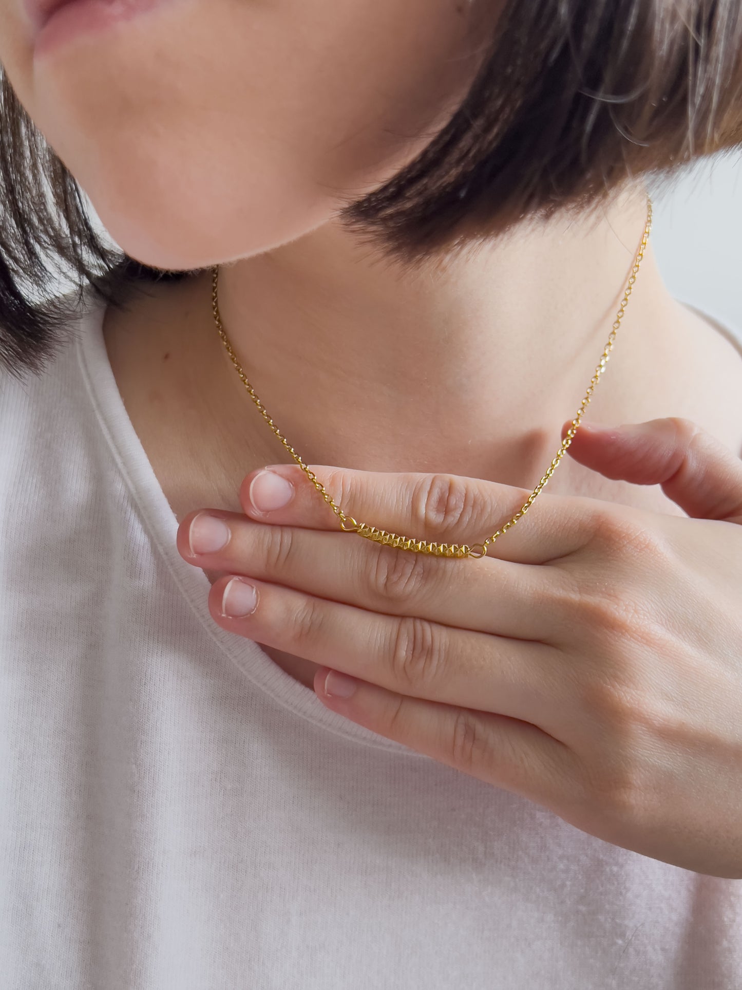 Col J ✦ Facettierte Halskette