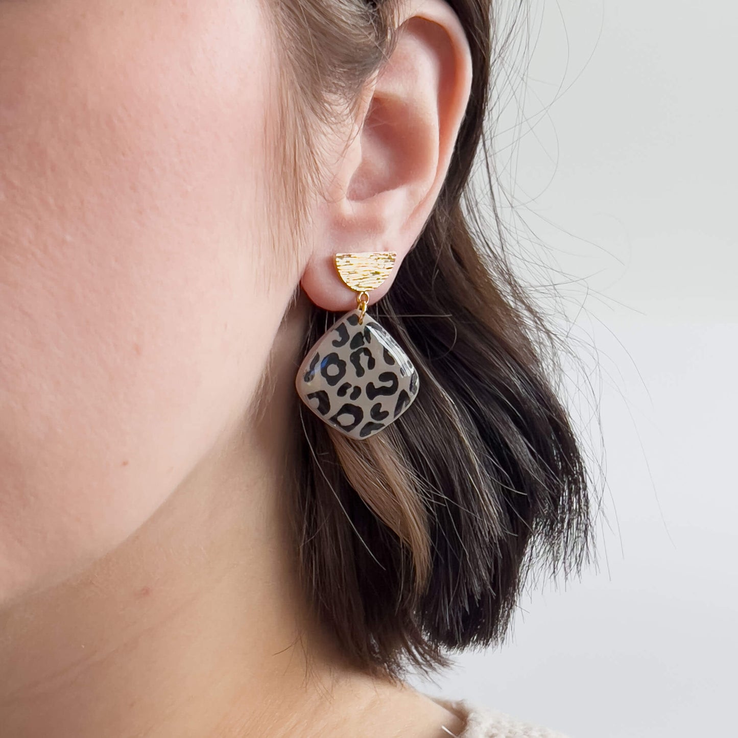 Base Col ✦ LEO Earrings