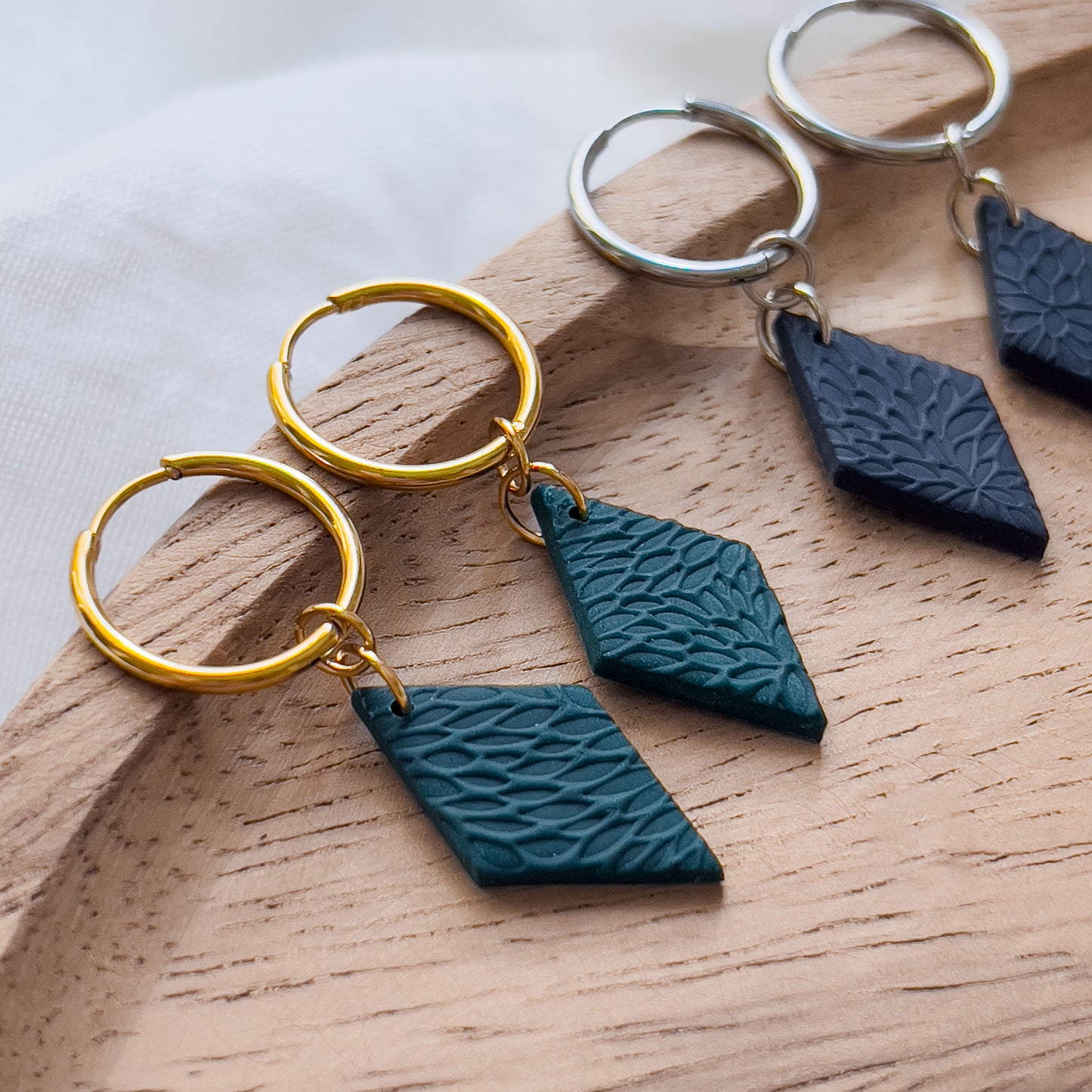 Base Col ✦ LIV Hoop Earrings