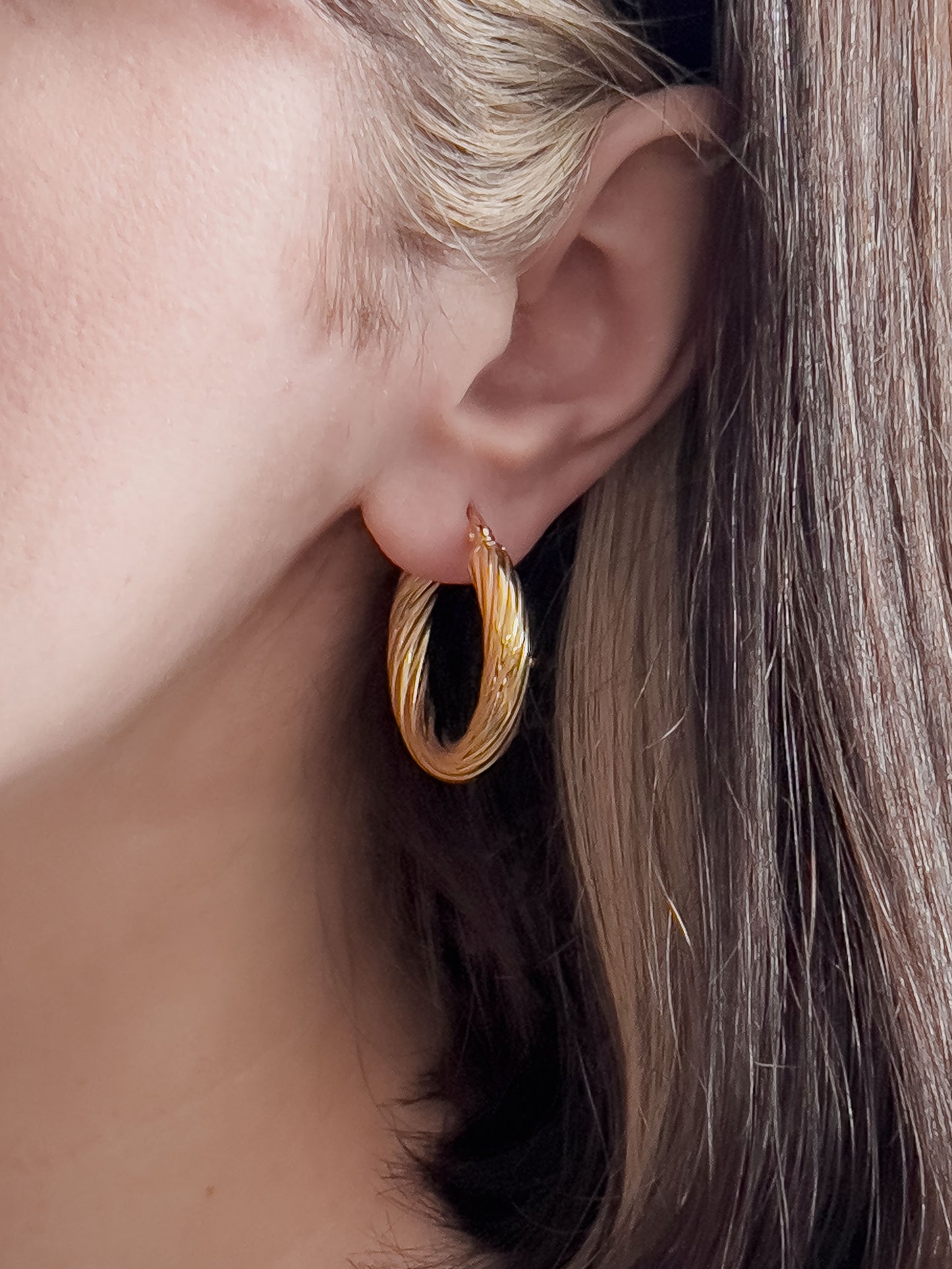 Base Col ✦ SWIRL Hoop Earrings