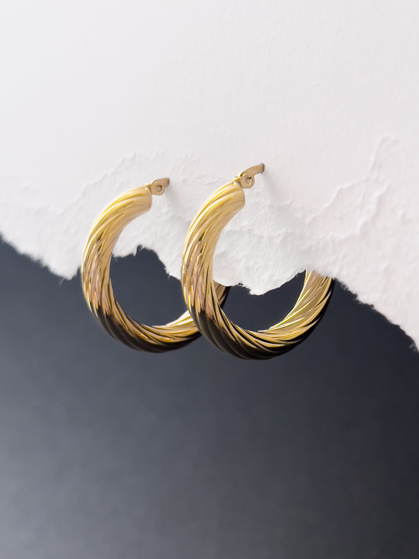 Base Col ✦ SWIRL Hoop Earrings