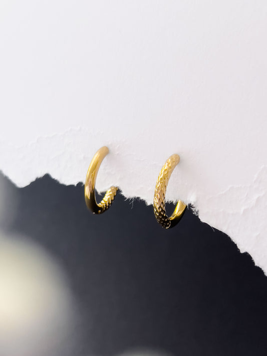 Base Col ✦ MIX&MATCH Reverse Hoop Earrings