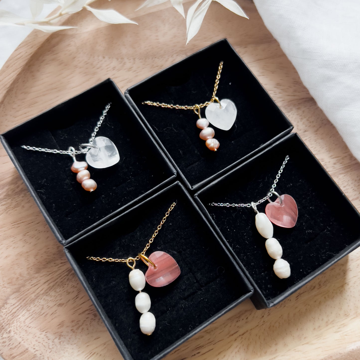 Col T ✦ Heart & Pearl Necklace