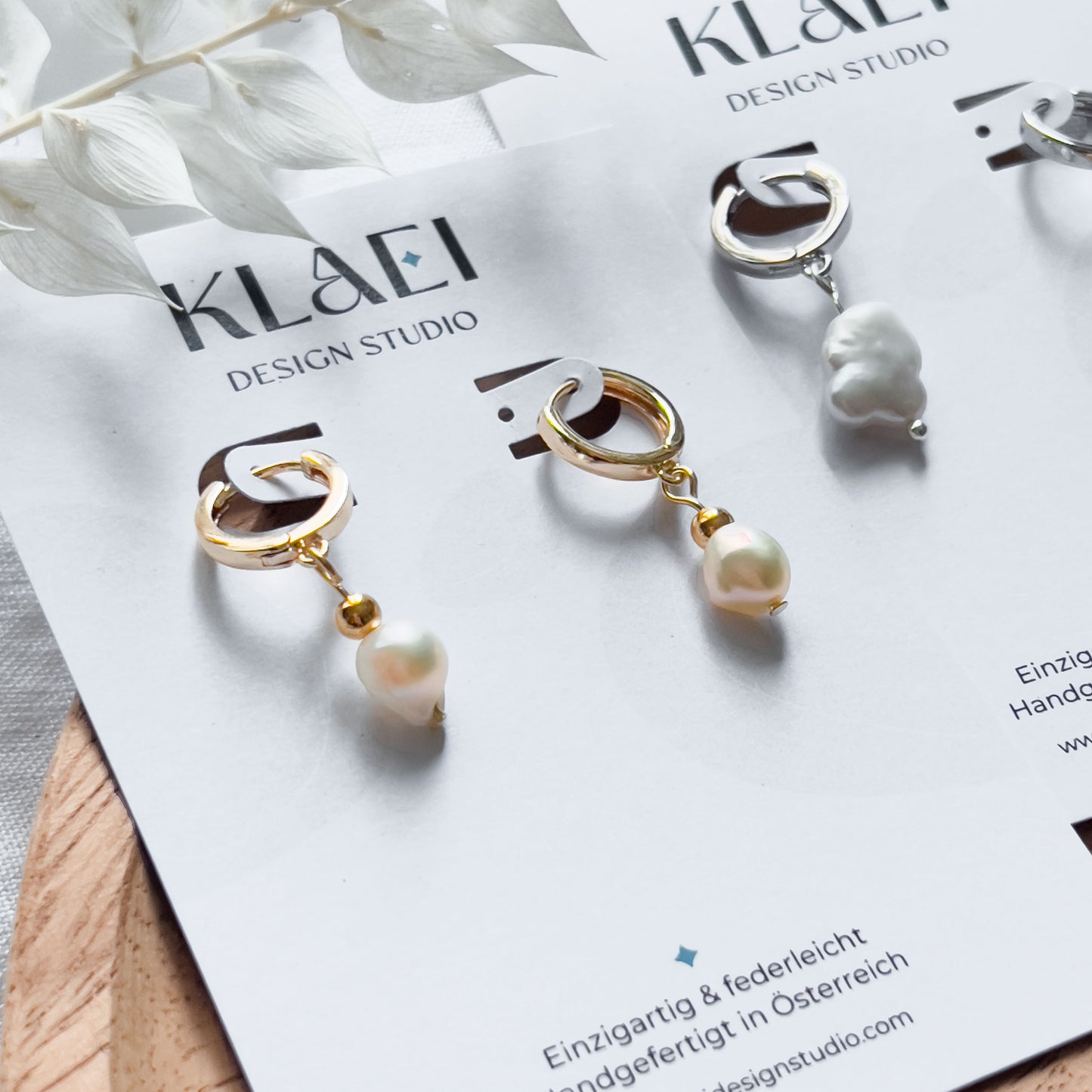 Base Col ✦ PEARL Small Pearl Huggies