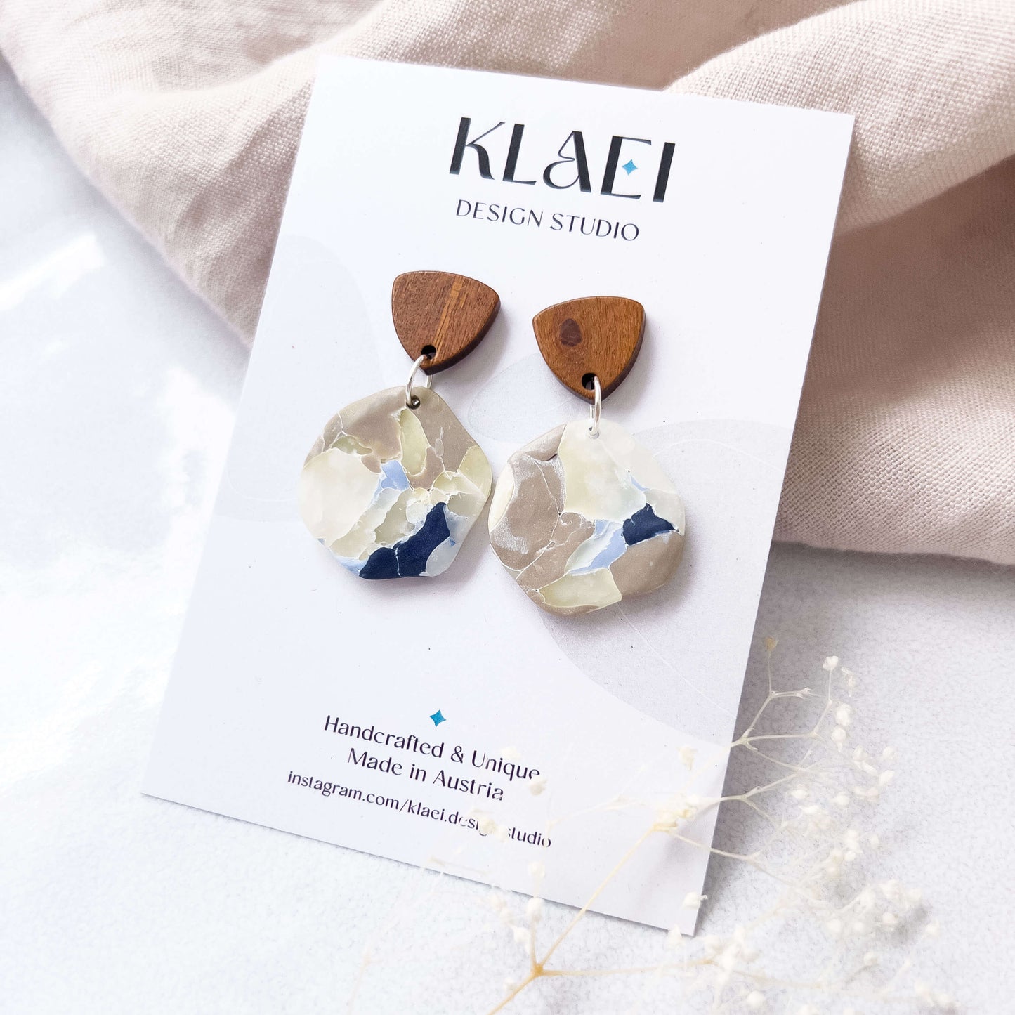 Col Z ✦ Round Stone Earrings