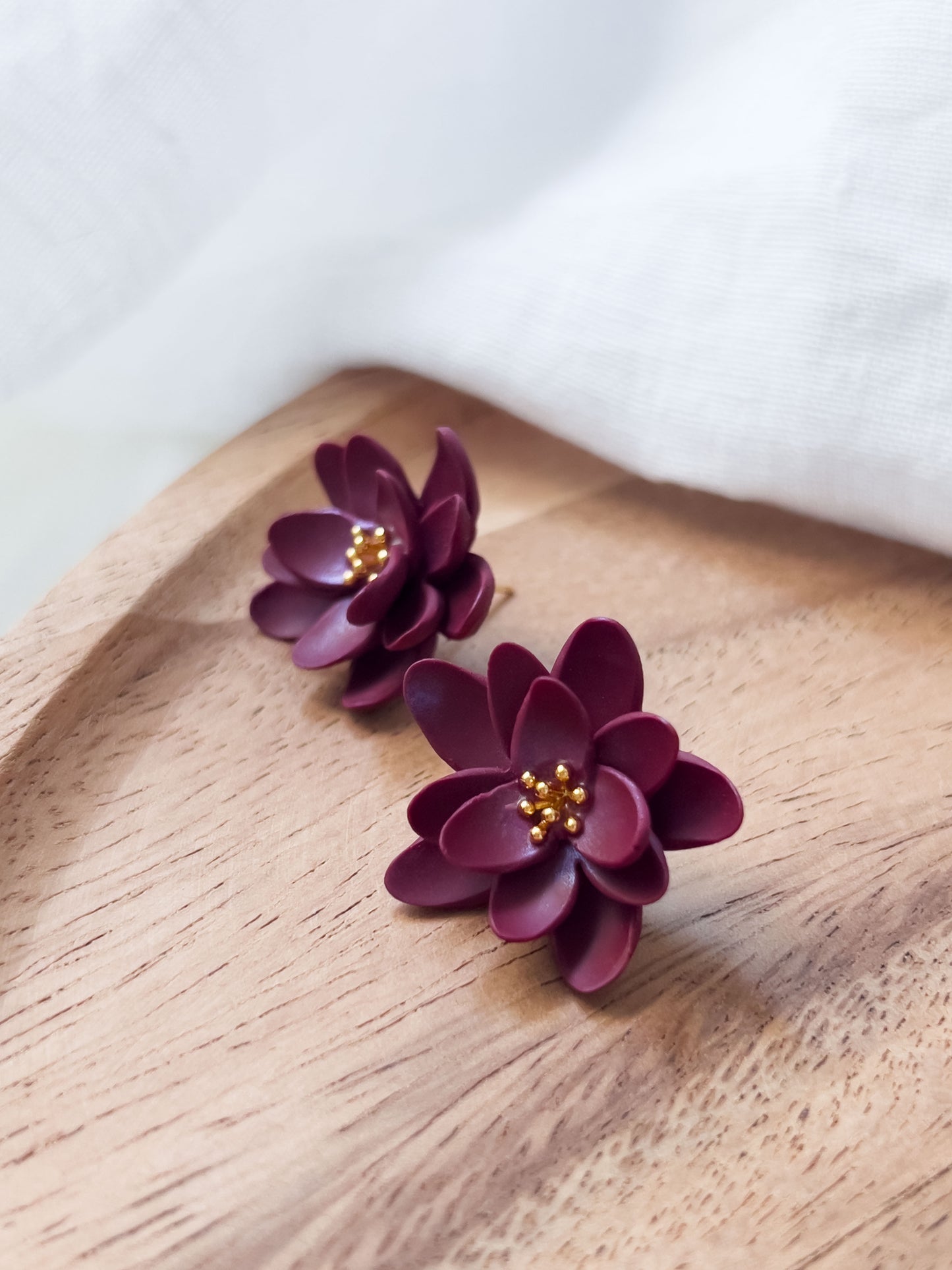 Base Col ✦ LILY Ohrstecker