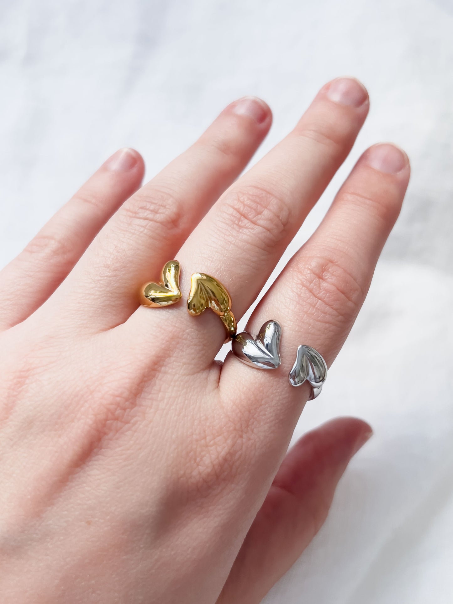 Base Col ✦ HEART Ring