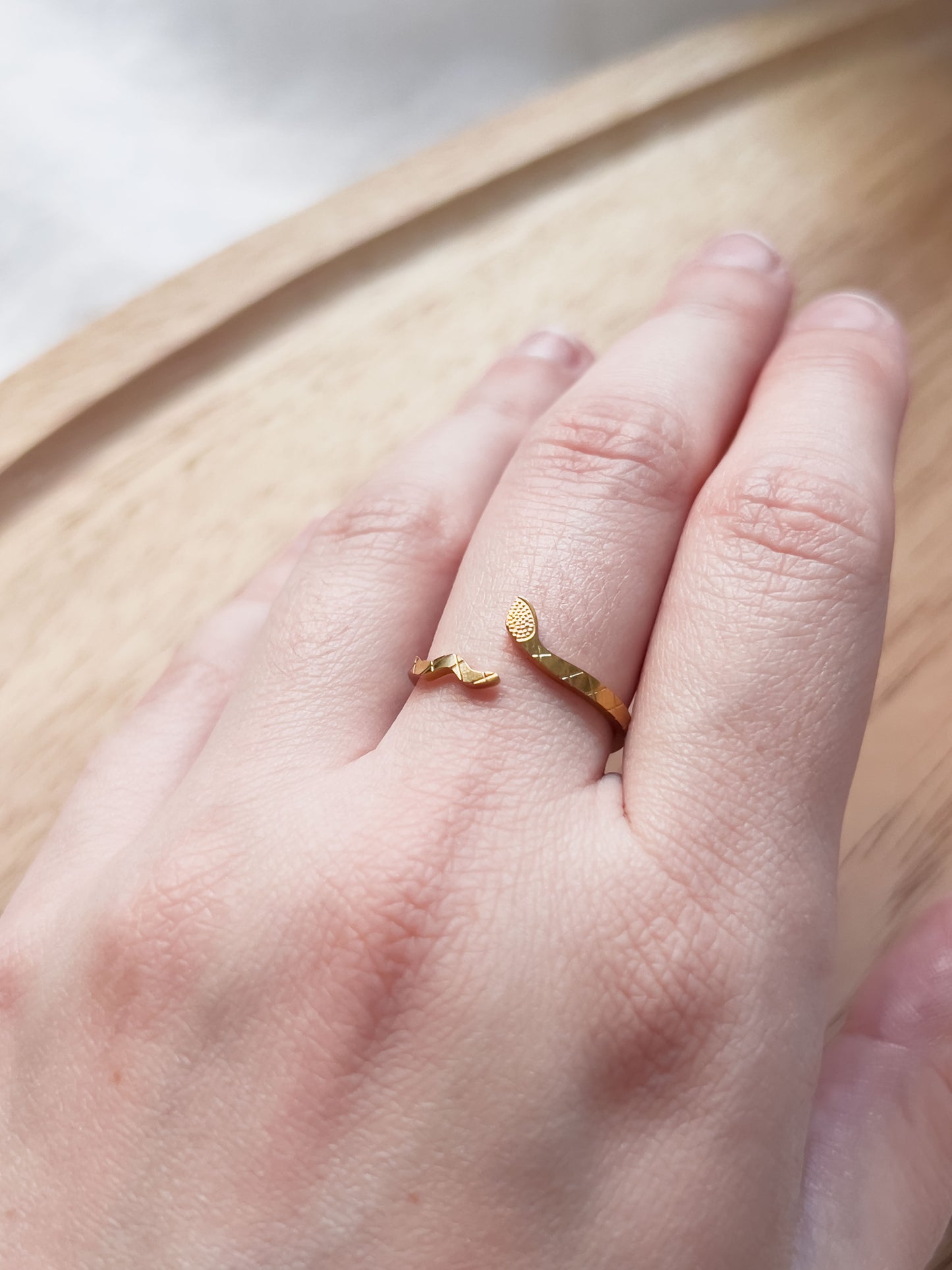 Base Col ✦ SNAKE Ring