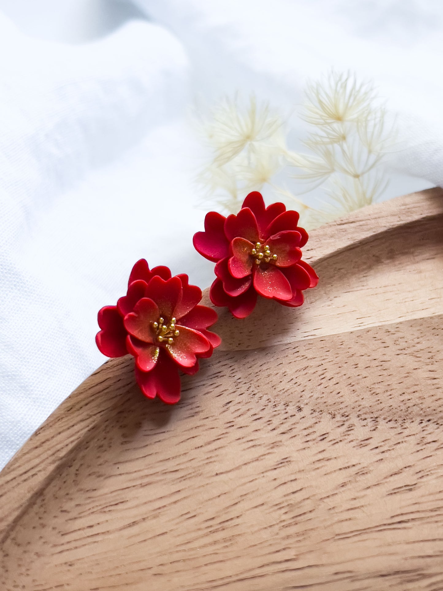 Base Col ⦠HANA Earstuds