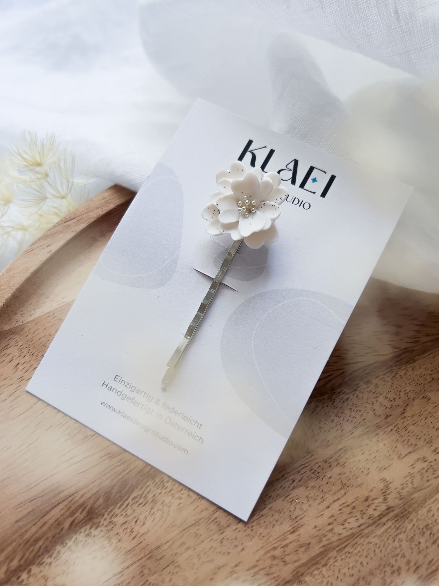 Base Col ✦ HANA Hair Clip