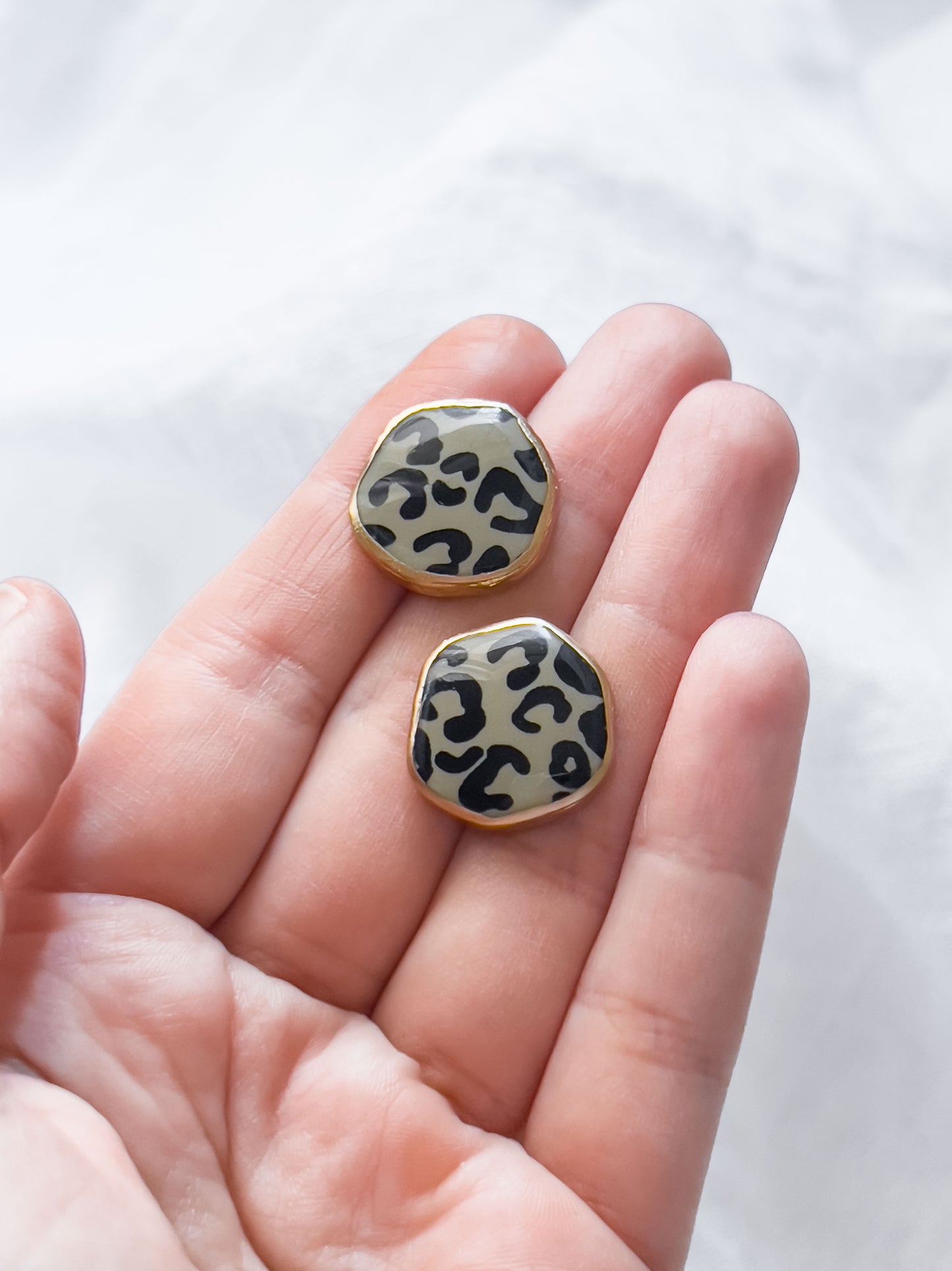 Base Col ✦ LEO Statement Earstuds