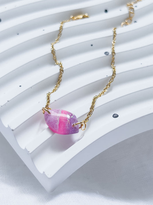 Col R ✦ Fuchsia-marmoriertes Kiesel Armband