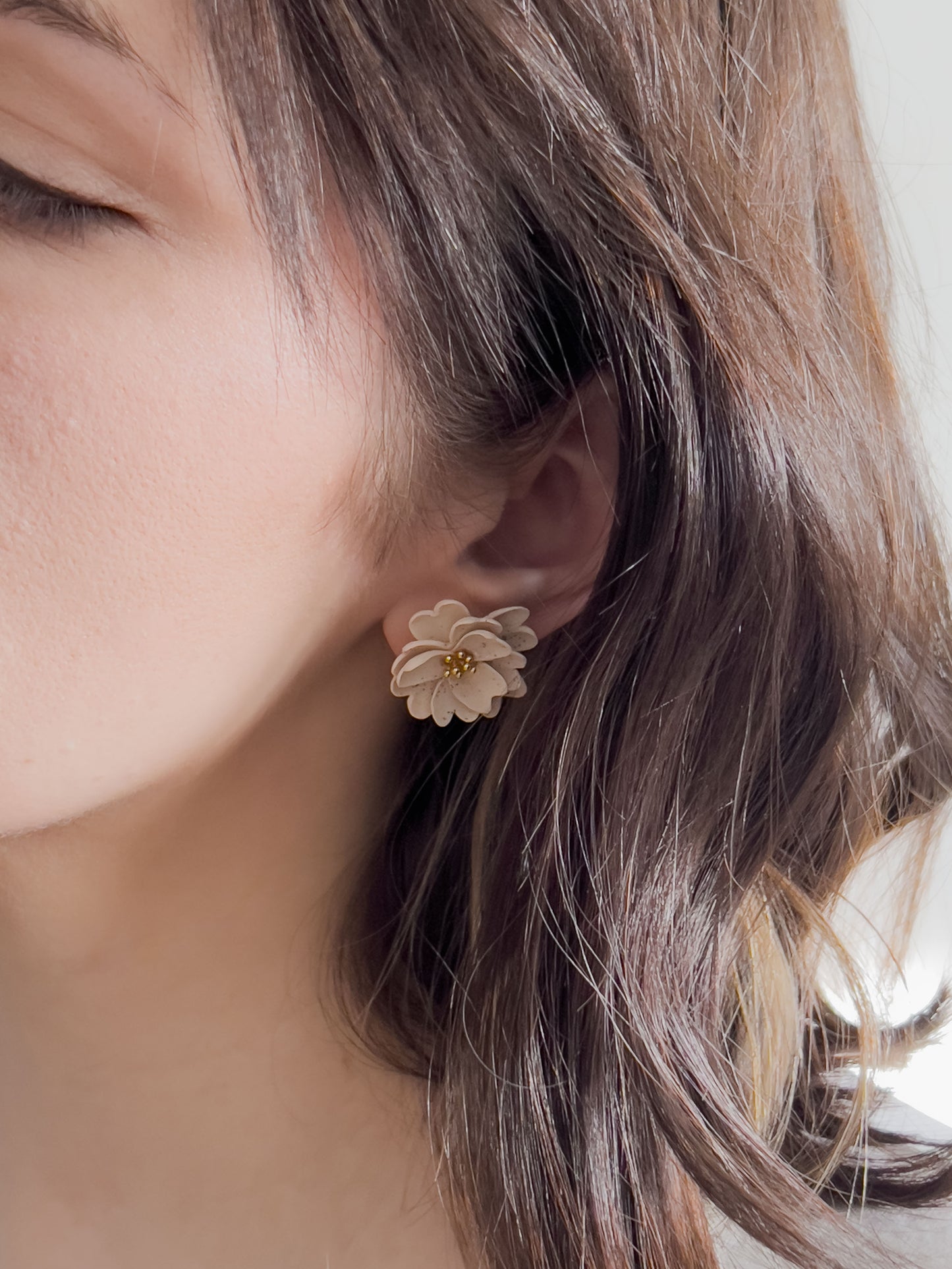 Base Col ⦠HANA Earstuds