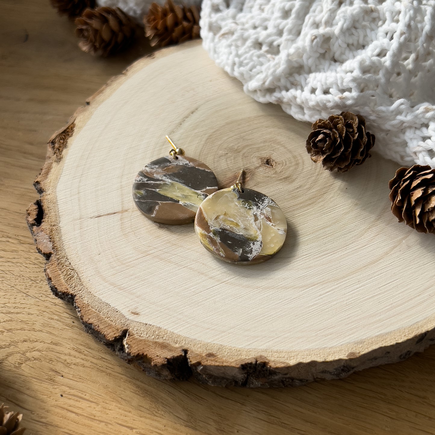 Brown Marbled Round Earrings