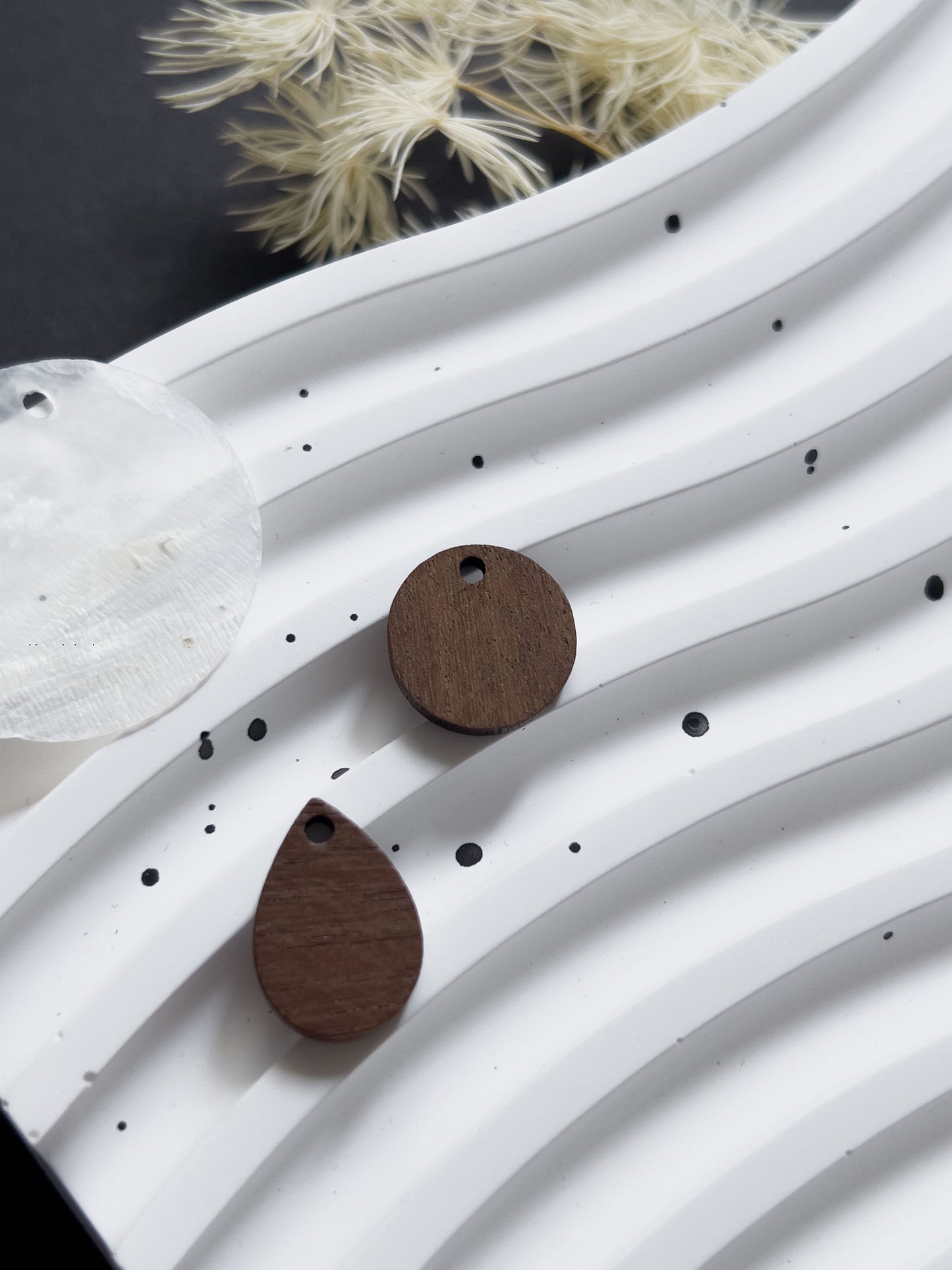 Base Col ✦ MIX&MATCH Silver Platelet Pendants