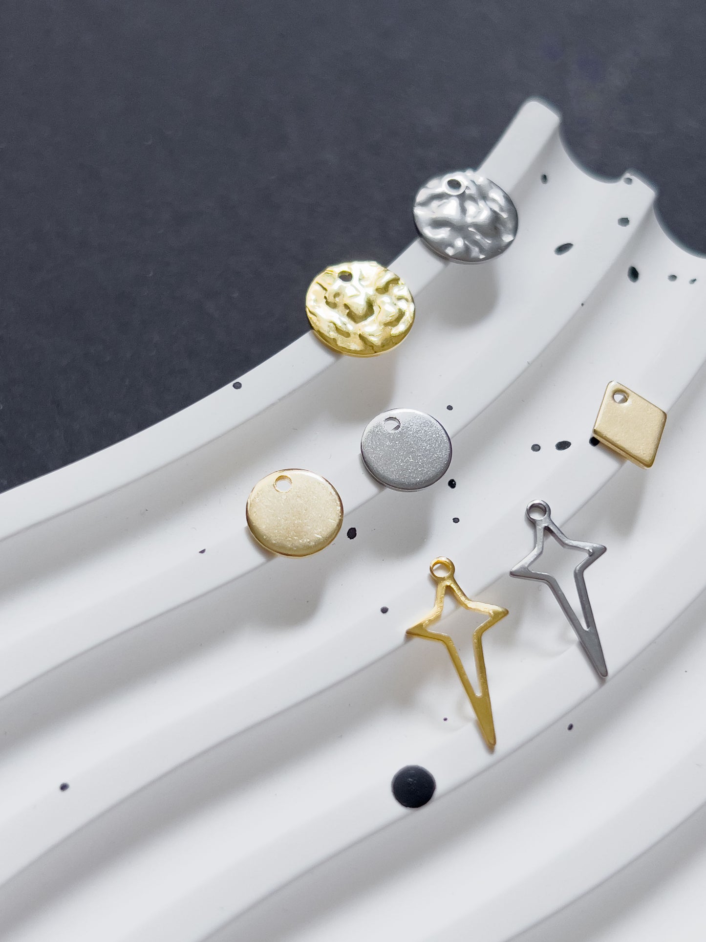 Base Col ✦ MIX&MATCH Silver Platelet Pendants