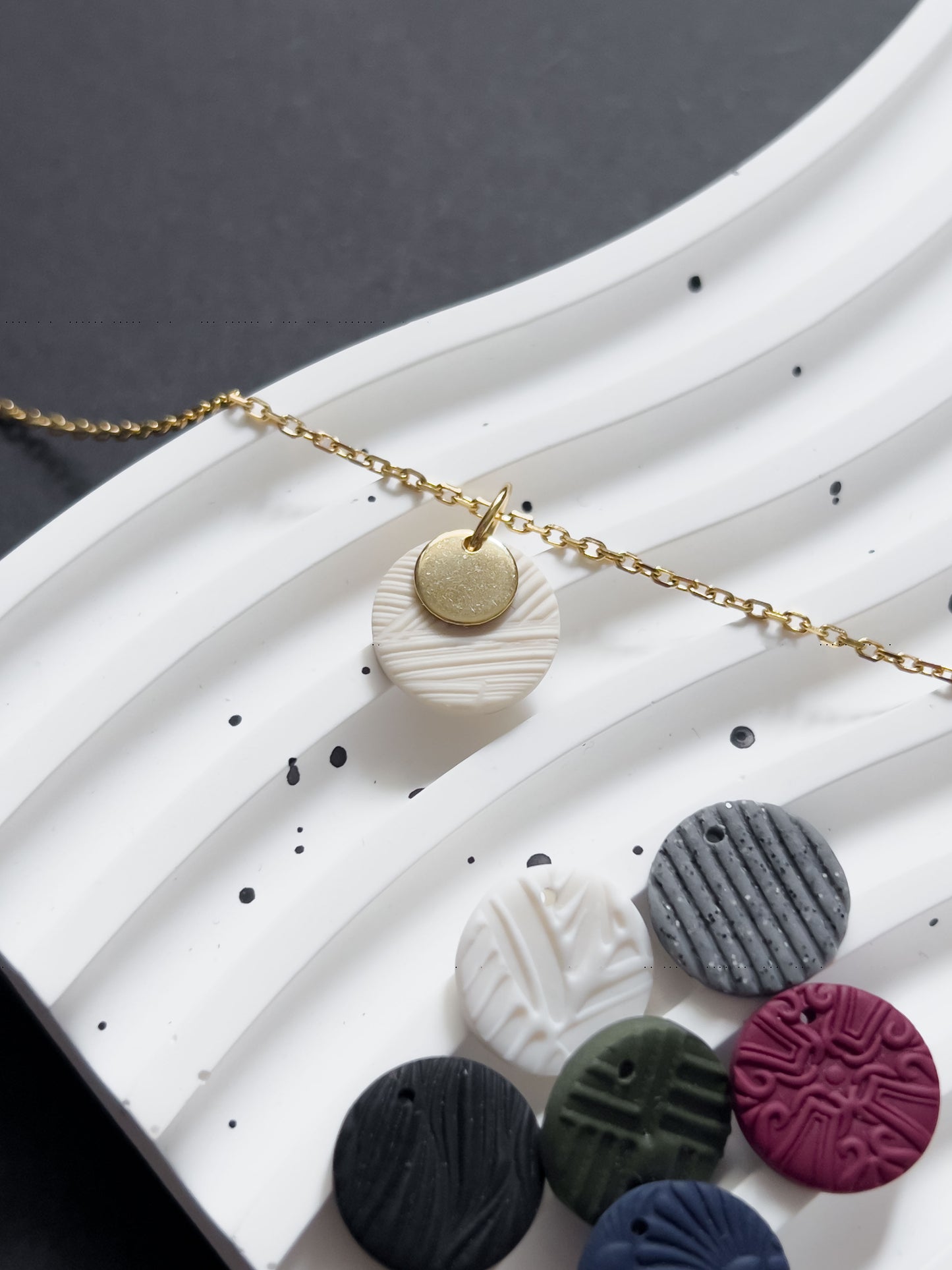 Base Col ✦ MIX&MATCH Silver Platelet Pendants