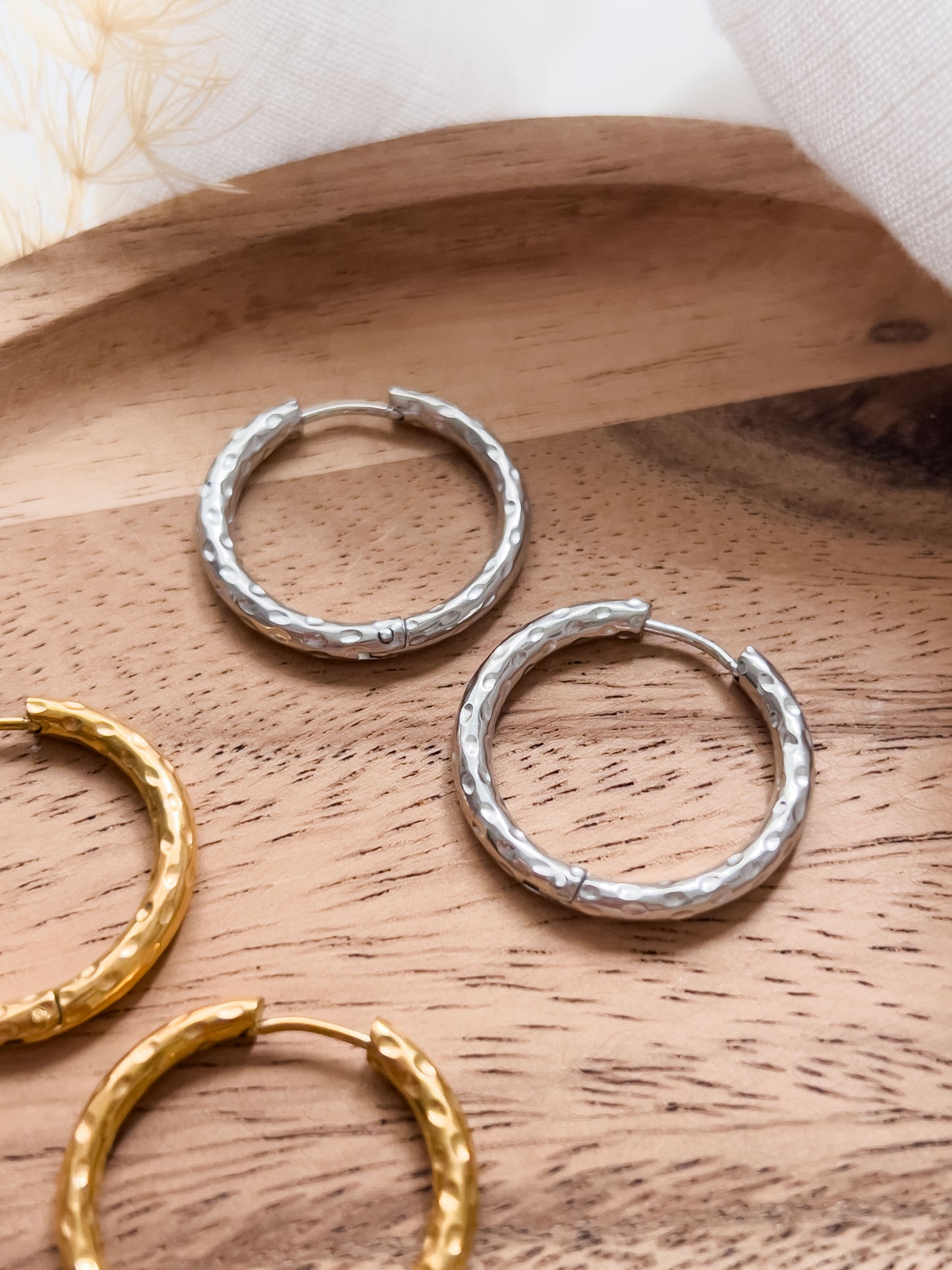 Base Col ✦ MIX&MATCH Small round hoop earrings