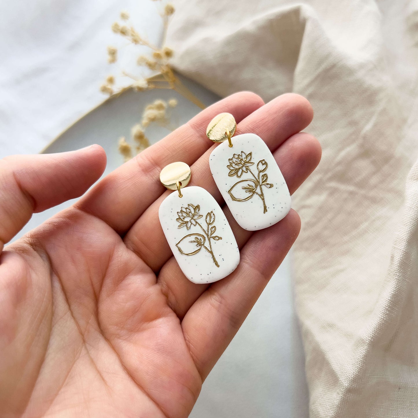 Base Col ✦ FLEUR personalized birth flower earrings