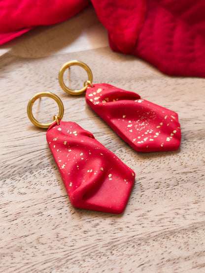 Col A ✦ Rote Falten Ohrringe