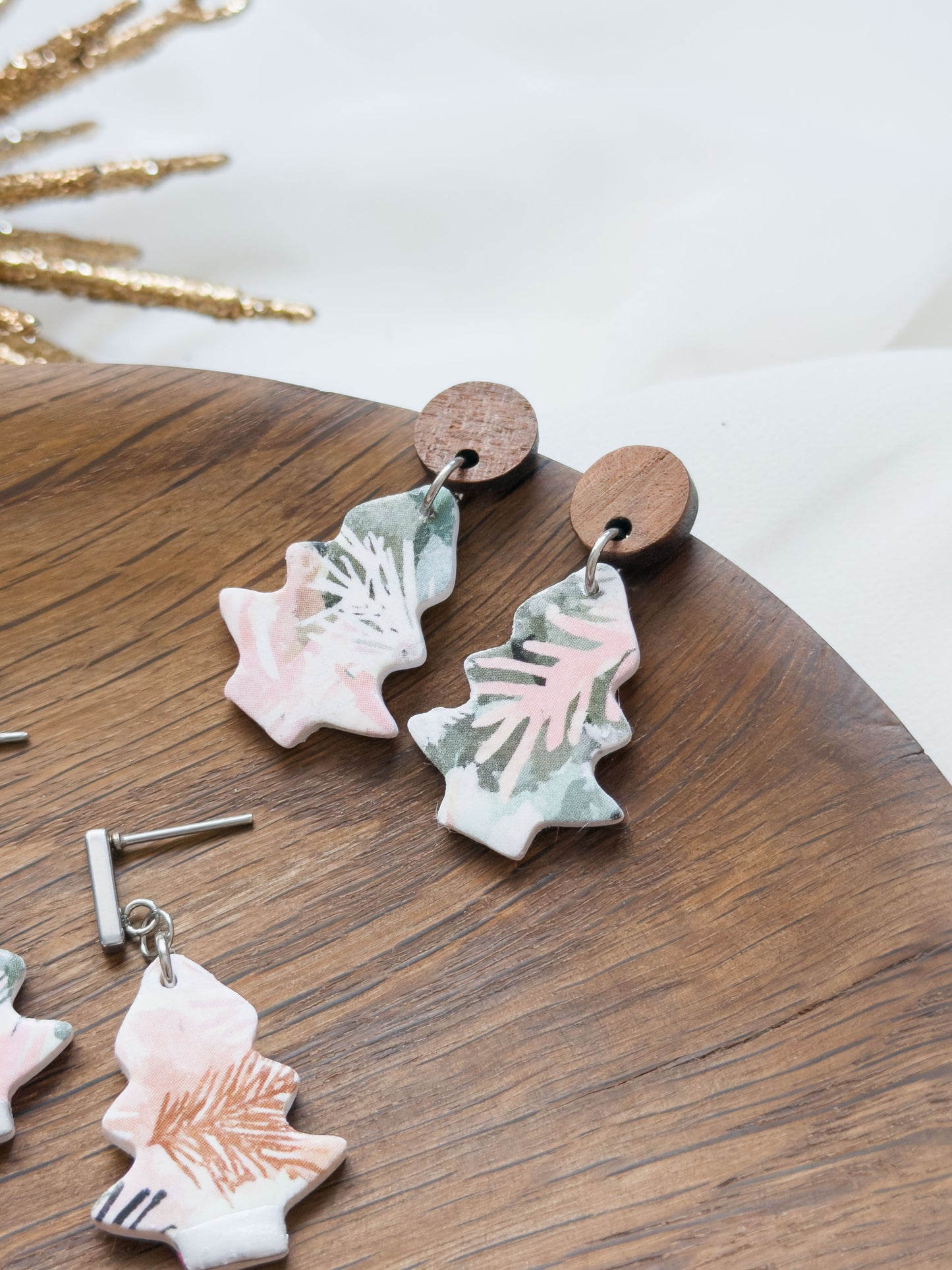 Col A ✦ Pastell Tannenbaum Ohrringe