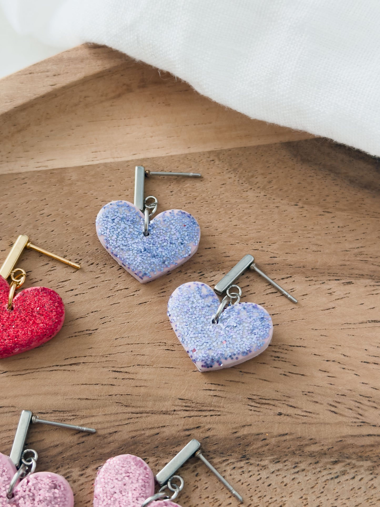 Love Notes Col ✦ Funkelnde Herz Ohrringe