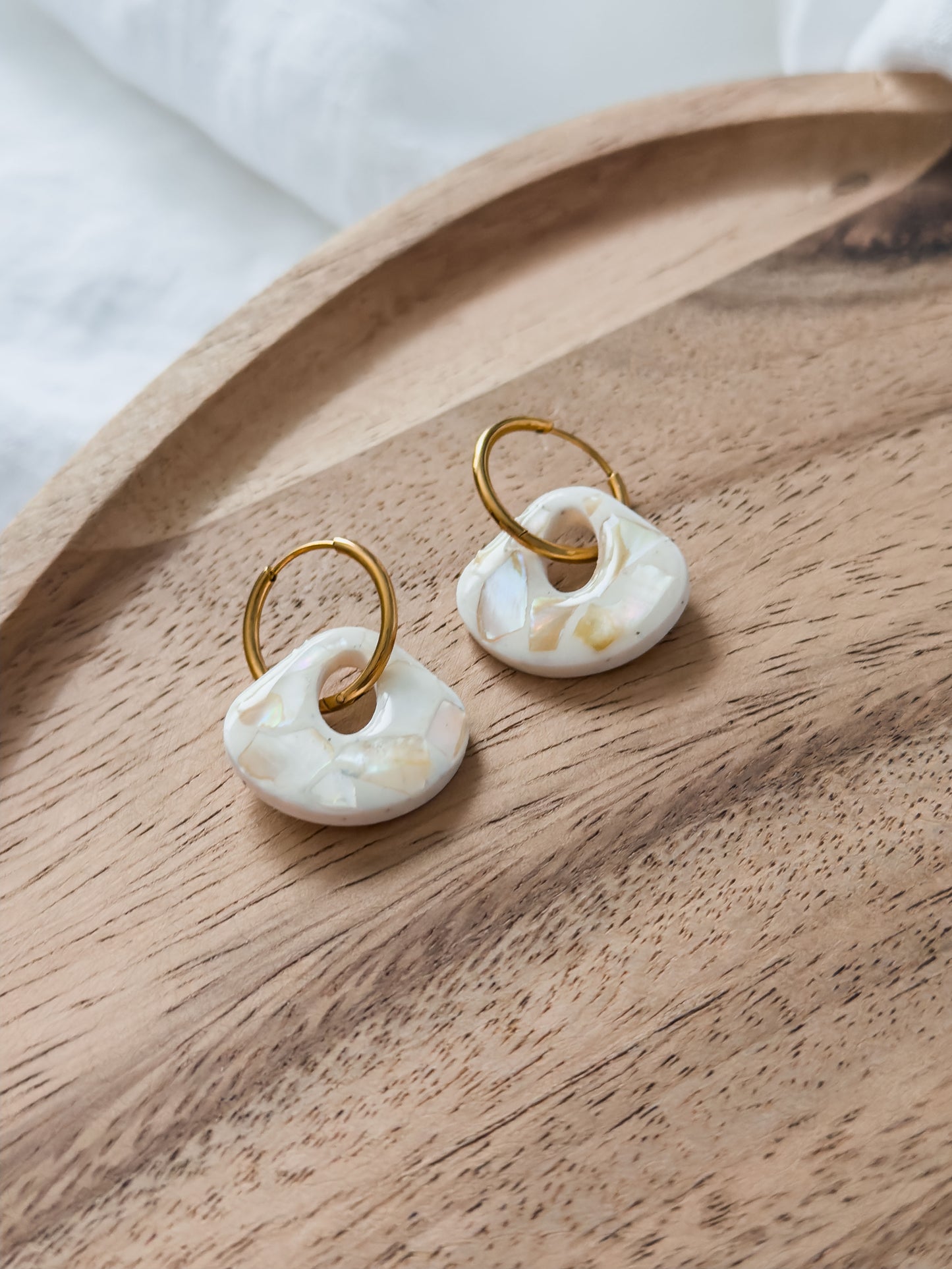 Love Notes Col ✦ Perlmutt Muschel Creolen