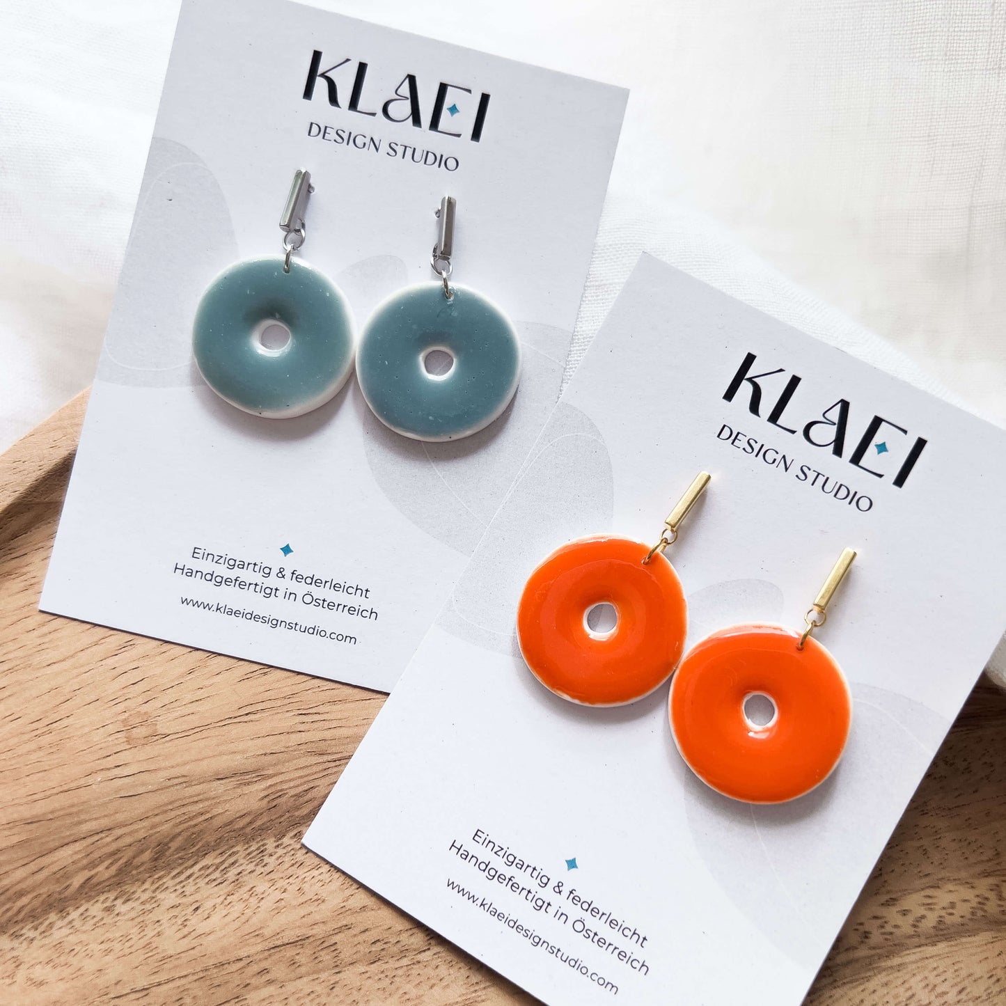 Col S ✦ Blaue & orangene Donut Ohrringe