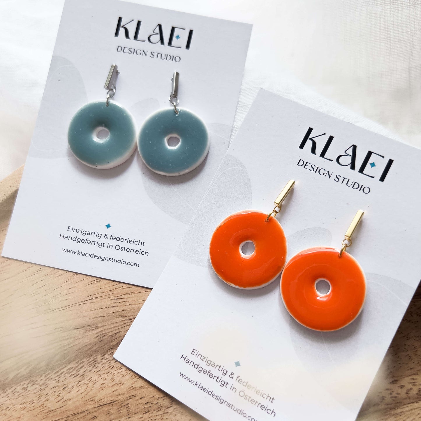 Col S ✦ Blaue & orangene Donut Ohrringe