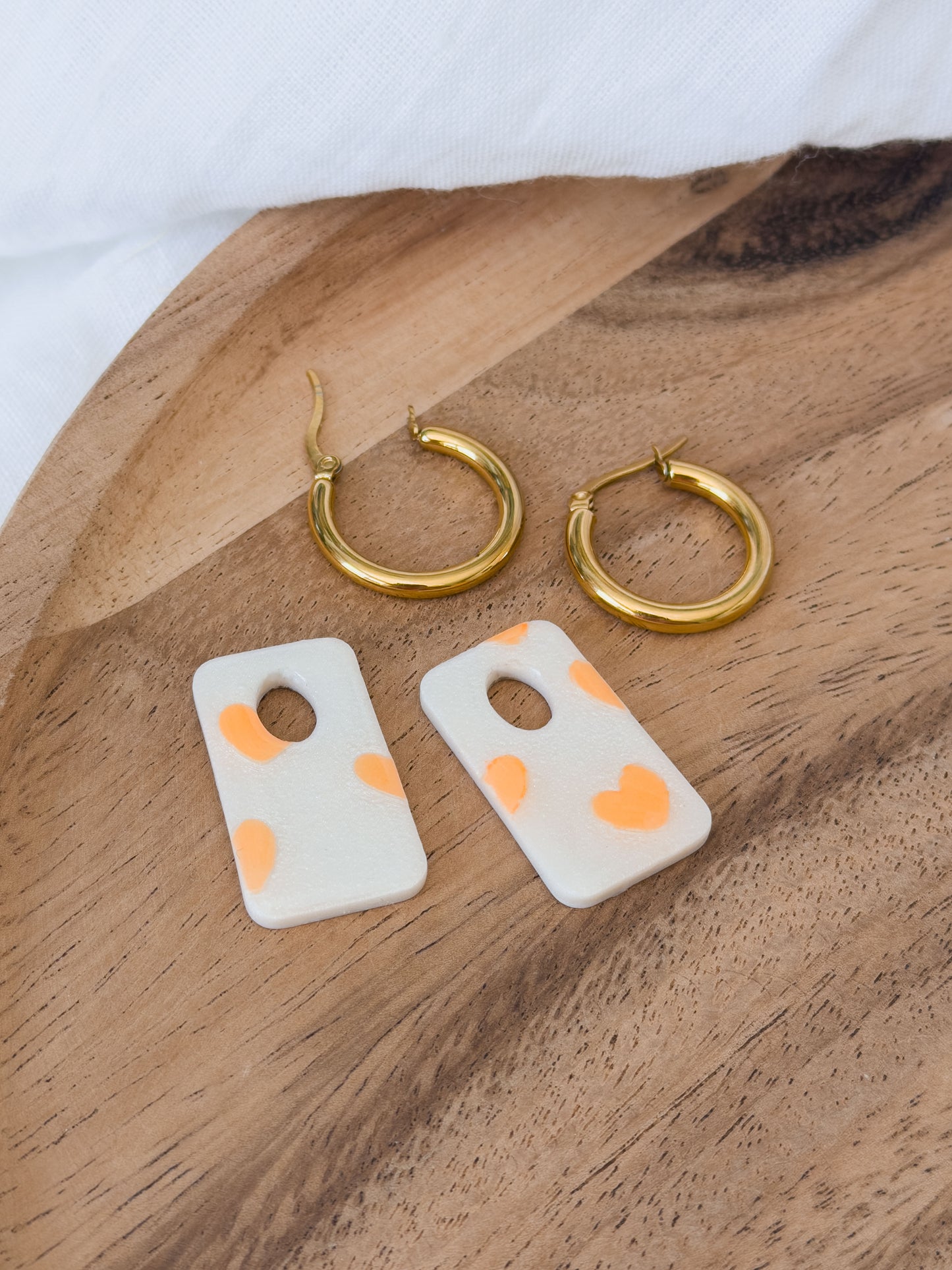 Mix & Match ✦ Neon Herzi Creolen