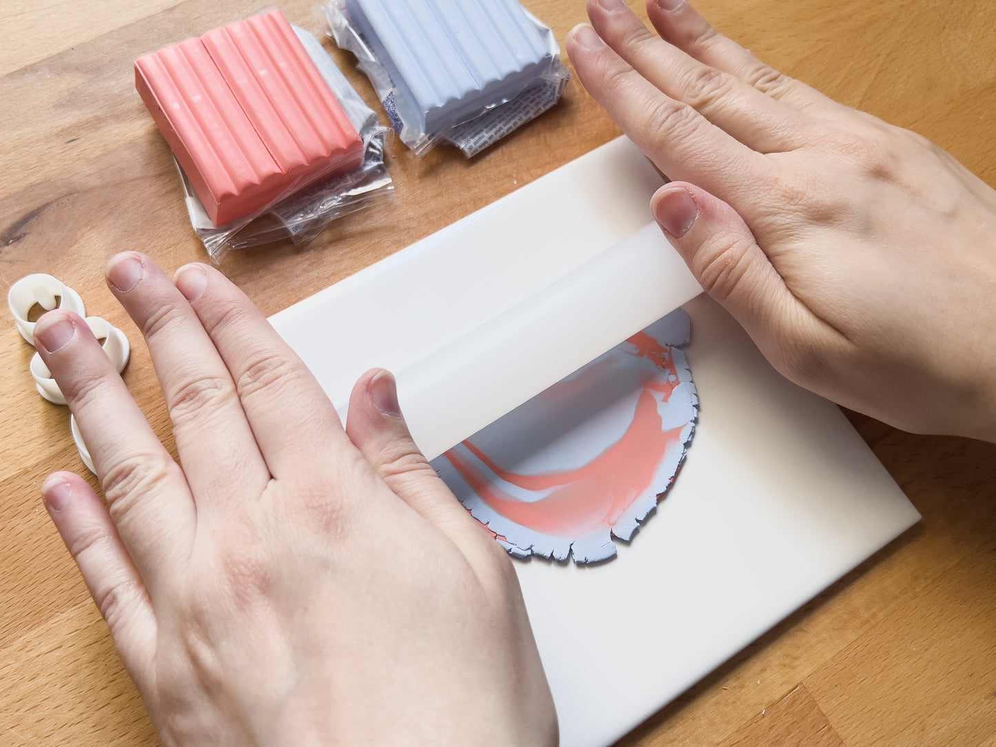 Guide ✦ Polymer Ton Schmuck erstellen: Die Basics inkl. 3 einfacher Techniken