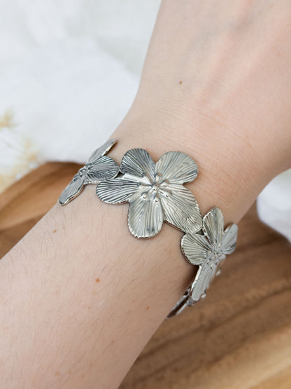 Untamed Garden Col ✦ Blumen Statement Armreif