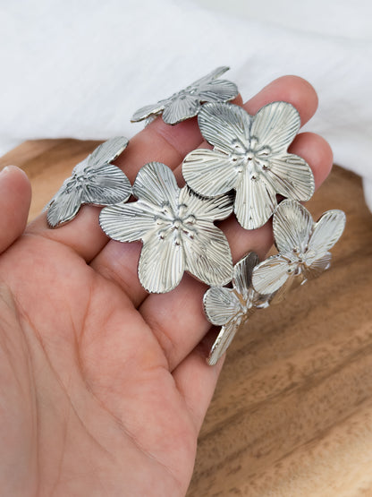 Untamed Garden Col ✦ Blumen Statement Armreif