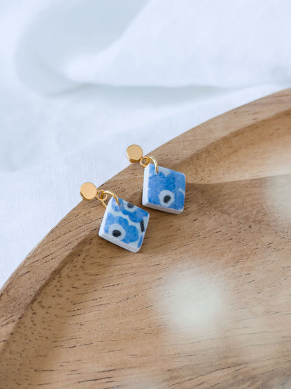 Untamed Garden Col ✦ Blaue kleine Blumen Ohrringe