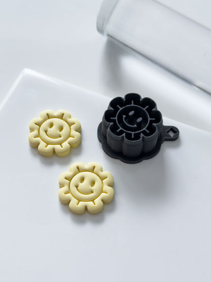 Smile Flower Polymer Clay Cutter