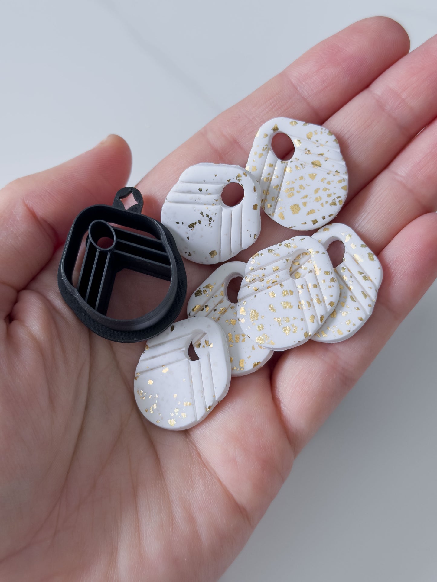 Detailed Elegant Donut Polymer Clay Cutter